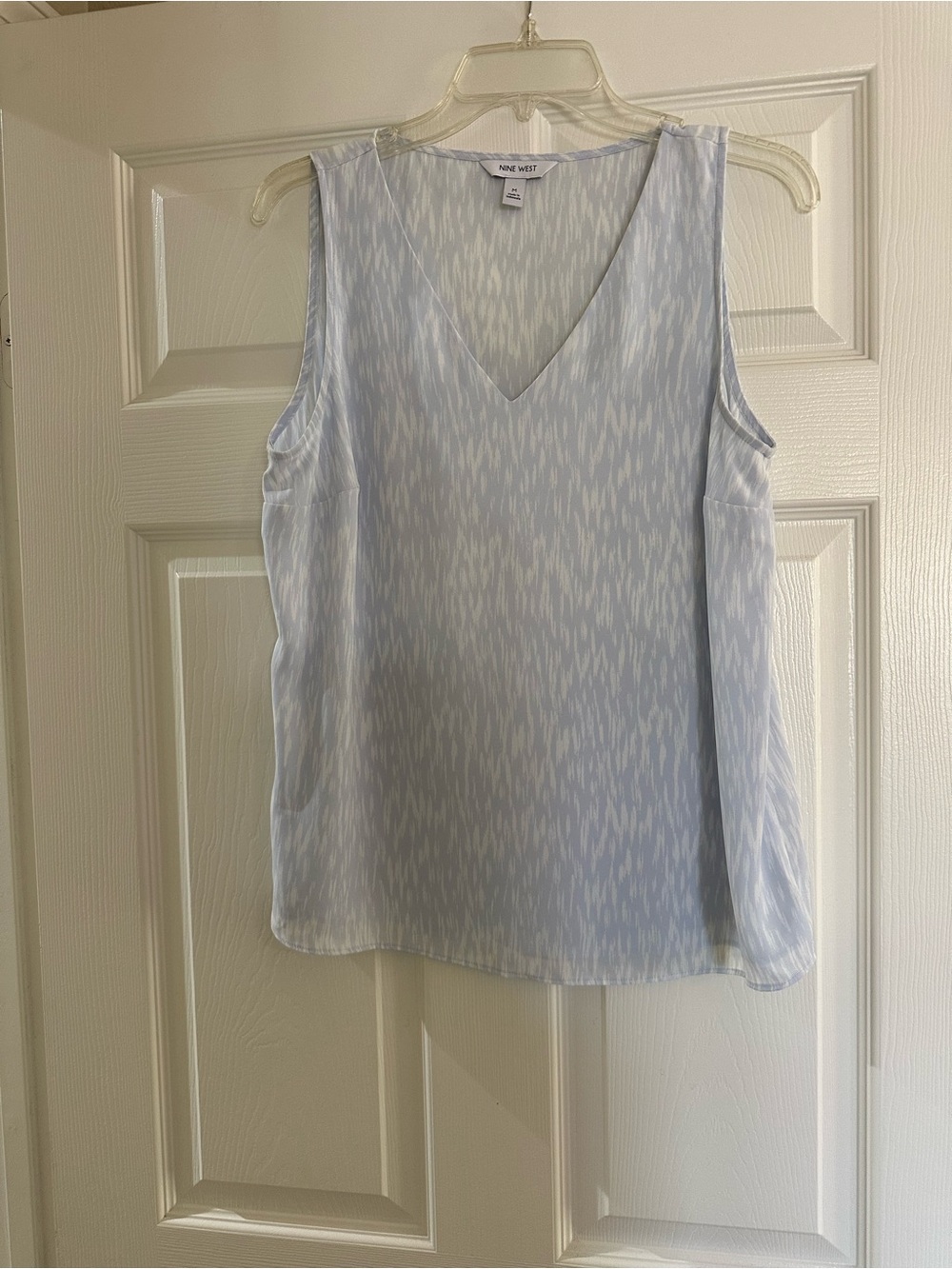Nine West Light Blue Patterned V-Neck Sleeveless Camisole